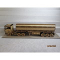 1:32 SCALE : MERECEDES WITH TRIAXLE TANKER TRAILER