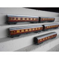 OO SCALE - HORNBY - LMS COACHES - X5