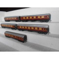 OO SCALE - HORNBY - LMS COACHES - X5