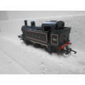 OO SCALE - TRIANG - 0-6-0 LNER STEAM LOCOMOTIVE