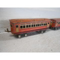 O SCALE - LIONEL LINES - RED PASSENGER COACHES - X2