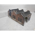 HO SCALE - LARGE INDUSTRIAL BUILDING