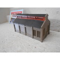 HO SCALE - WALTHERS - UNITED TRUCKING TRANSFER TERMINAL