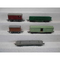 OO SCALE - TRIANG - GOODS WAGONS - X5