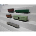 OO SCALE - TRIANG - GOODS WAGONS - X5