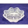 Glass trinket bowl - A beauty!! - Bid Now!!!