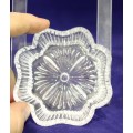 Glass trinket bowl - A beauty!! - Bid Now!!!