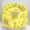 Decoupage plate - Yellow flowers - Beautiful!! - Low price! - Bid now!!