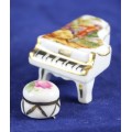 Limoges - Piano and stool - Victorian musicians - Beautiful!! - Low price!! Bid now!!