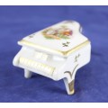 Limoges - Piano trinket holder - Victorian courting couple - Stunning!! Bid now!!