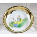 Macau pin dish - Old man in yellow - Hand painted - A beauty! - Act fast! - Bid Now!!!