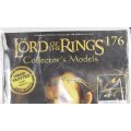 Lord of the Rings - Elrond - Lead cast, hand painted figurine with book - Stunning! Bid Now!