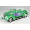 Road Legends - 1937 Ford Convertible with Top - 1:18 Scale Model - Bid Now!!