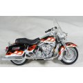 Harley Davidson - Maisto - Road King - 1:18 Scale Model - Bid Now!!