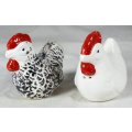 Character Salt & Pepper Set - Chickens - Beautiful! - Bid Now!!!