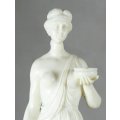 A DETAILED MOLDED LADY SCULPTURE - BID NOW!!!!