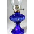 A BEAUTIFUL ALFRED MEAKIN ROYAL BLUE PARAFIN LAMP  - BID NOW!!!!