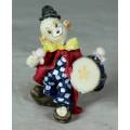 MOLDED CLOWN PLAYING A DRUM - BID NOW!!