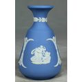 CLASSIC WEDGEWOOD SMALL VASE - BID NOW