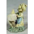 MINIATURE-MOLDED MAMMA BEAR COLLECTING THE POST(LOVELY)BID NOW!