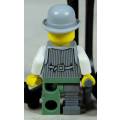 MINIATURE LEGO FIGURINE-DOCTOR RODNEY RATHBONE BID NOW!