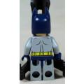 MINIATURE LEGO FIGURINE-BATMAN(2012 DC SUPER HEROES)BID NOW!