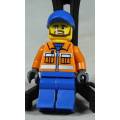 MINIATURE LEGO FIGURINE-CONSTRUCTION WORKER WITH A BLUE CAP TWN231 BID NOW!