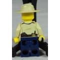 LEGO MINI FIGURINE-SWAMP POLICE WITH A TAN HAT(HOL061)