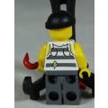 LEGO MINI FIGURINE-CRIMINAL WITH A TORN SHIRT AND A CROWBAR(CTY0481) BID NOW!!