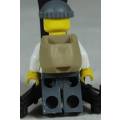 LEGO MINI FIGURINE-CRIMINAL 86753 WITH A BACKPACK(CTY0537) BID NOW!!