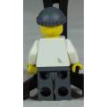 LEGO MINI FIGURINE-POLICE(JAIL PRISONER 50380 CTY0203) BID NOW!!