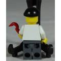 LEGO MINI FIGURINE-POLICE(JAIL PRISONER 50380 WITH A CROWBAR CTY0203) BID NOW!!