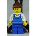 LEGO MINI FIGURINE-FEMALE FARM HAND(CTY0606)BID NOW!!