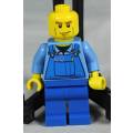 LEGO MINI FIGURINE-MAN IN A BLUE OVERALLS(TRAIN STATION TRN140) BID NOW!!