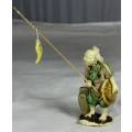 STUNNING COLLECTABLE MUD MEN-OLD MAN HOLDING A FISH AND HIS HAT BID NOW!!!