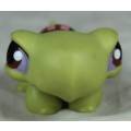 LITTLEST PET SHOP AUTHENTIC WITH A RED MAGNET HASBRO(TURTLE WITH PINK STRIPES 2004)BID NOW!