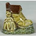 WADE WHIMSIE MADE IN ENGLAND(LADY AND THE SHOE)-BID NOW!!