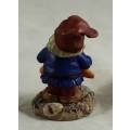 MINIATURE GARDEN GNOME-WITH A STARFISH(LOVELY) BID NOW!!