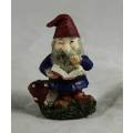 MINIATURE GARDEN GNOME-GRANDPA READING WITH A MAGNIFYING GLASS(LOVELY) BID NOW!!