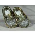 LOVELY HONEY BEDAZZLED SHOE PIN-BID NOW!!