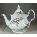 A STUNNING ROYAL ALBERT - MOSS ROSE - TEA POT (1957) - BID NOW !!!