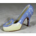 Belle Dame - Small Display Shoe - Low Price!! Bid Now!!