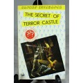 Alfred Hitchcock - The Secret of Terror Castle - ISBN 06925995 - BID NOW!!