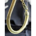 Costume Jewellery - Gold Necklace - Snake Shape - Stunning!! Bid now!!