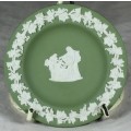 Green Wedgwood - Jasper Ware - Display Plate - Low Price - BID NOW!!