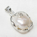 KAVANAGHS 11000 positive ratings - Lovely 25mm Genuine Pearl Pendant