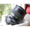 Vivitar Lens MC Macro 28 -50mm 1:3.5-4.5 Serial no.28110821 made in Japan