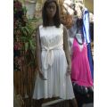 Gorgeous Vintage 1970s Creme White Dress With Wrap Belt Pleated Skirt Size 10 excellent condition