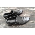Vintage 1980s Black Leather Ladies Shoes Pumps Size 6