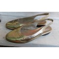Vintage Golden Leather Ladies Shoes Slippers Size 6 Made in South Africa